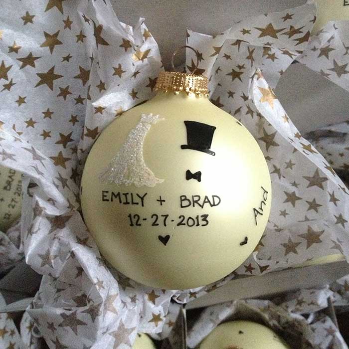 Image of wedding ornament gift